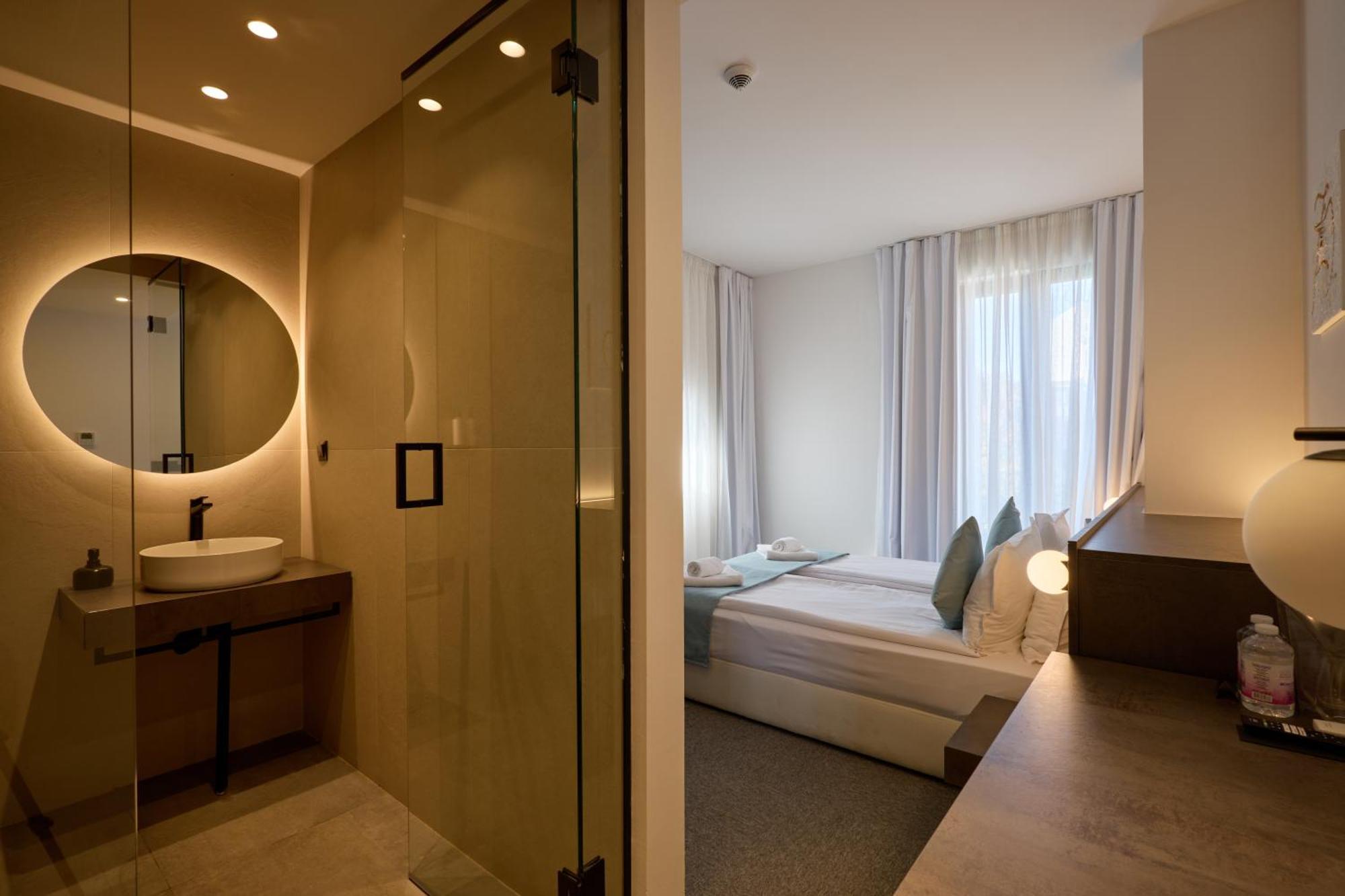 Bizarre Boutique Hotel Varna Exterior foto